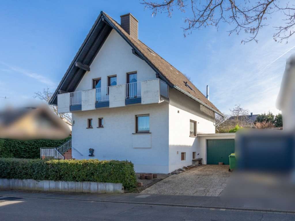 Immobilie in Rheinbach - Ein Zuhause zum Wachsen und Wohlfühlen – Familienleben mit Herz und Raum - Bild 1