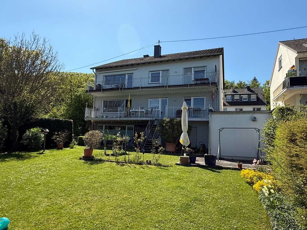 Immobilie in Koblenz - Wohnen mit Rheinblick-Zweifamilienhaus in toller Lage - Bild 1