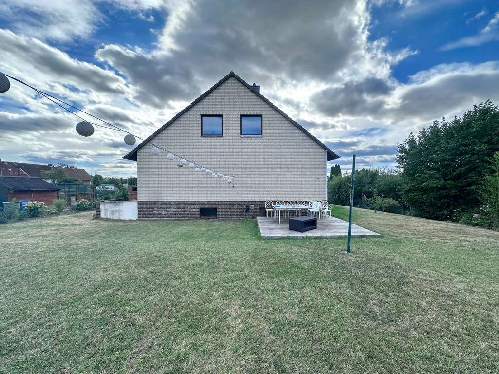 Immobilie in Denkte - Schickes Einfamilienhaus auf dem Land mit Ausbaupotential - Bild 0