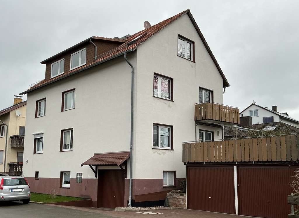 Immobilie in Lohfelden - Gepflegtes 3-Familienhaus in 34253 Lohfelden-Ochshausen - Bild 0
