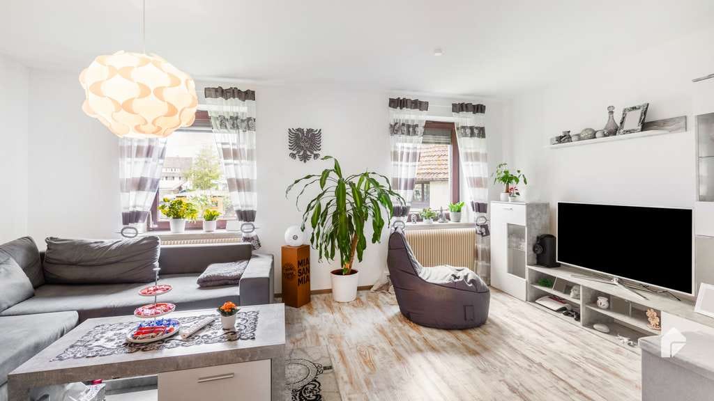 Immobilie in Maulburg - Attraktive Wohnung mit drei Zimmern, EBK und Keller: Ihr neues Zuhause in Maulburg - Bild 2