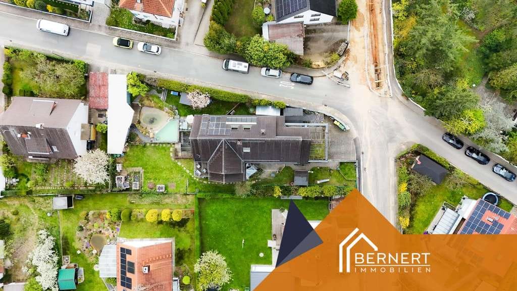 Immobilie in Cadolzburg - Ein Haus mit vielen Möglichkeiten – großzügiges Wohnanwesen für individuelle Lebenskonzepte - Bild 5