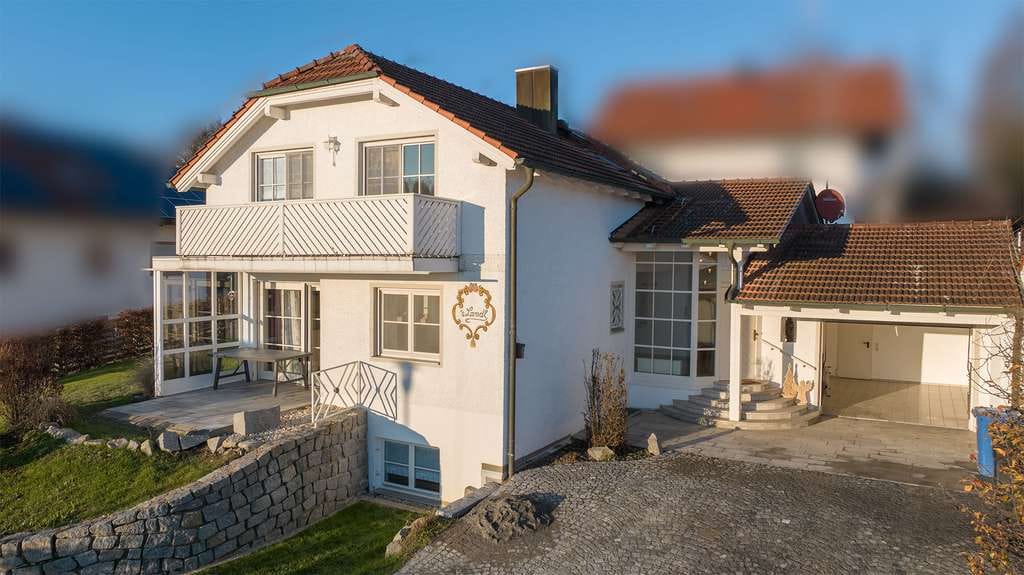 Immobilie in Windorf - Großzügiges, gepflegtes Einfamilienhaus – sofort bezugsbereit & provisionsfrei - Bild 0