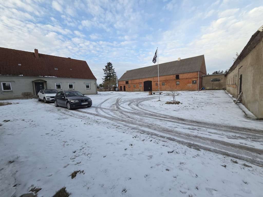 Immobilie in Spantekow - Dreiseitenhof und viel Grundstück - Bild 0