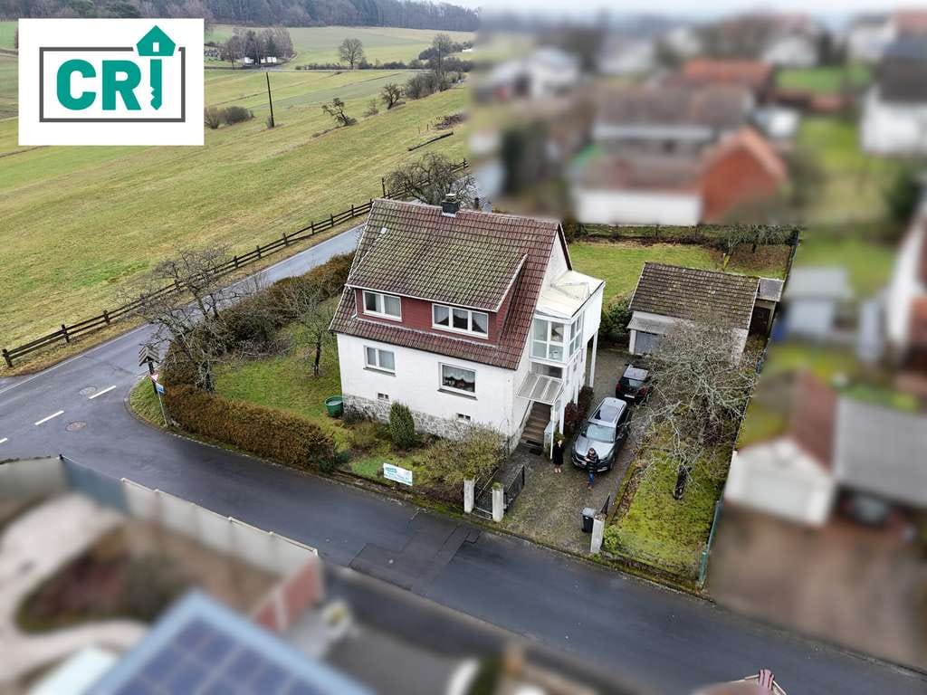 Immobilie in Fronhausen - Vielseitig nutzbar: Ein- bis Zweifamilienhaus mit großem Garten in Oberwalgern - Bild 0