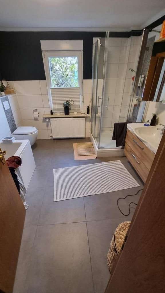 Immobilie in Netphen - Ein-/Zweifamilienhaus, Mehrgenerationenhaus, Arbeiten und Wohnen unter einem Dach - Bild 2