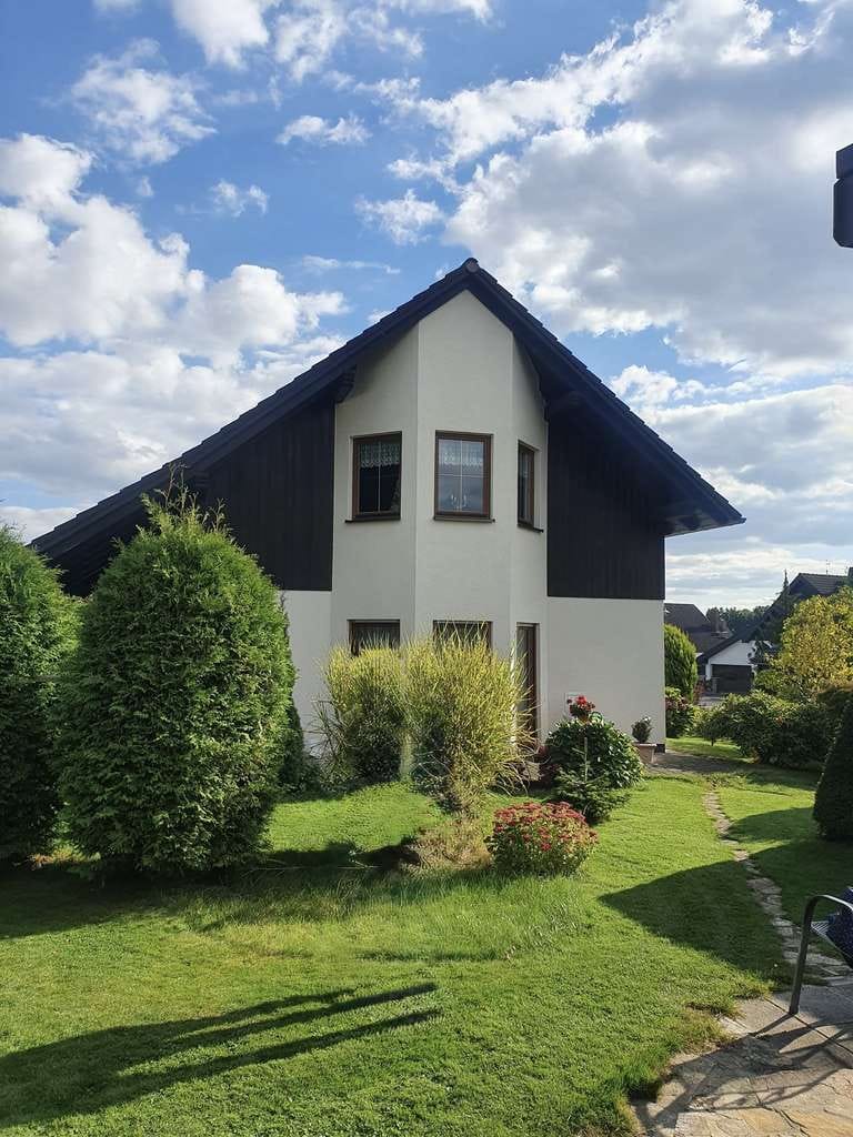 Immobilie in Niederfrohna - Einfamilienhaus mit 160 m² Wohnfläche in Niederfrohna - Bild 0