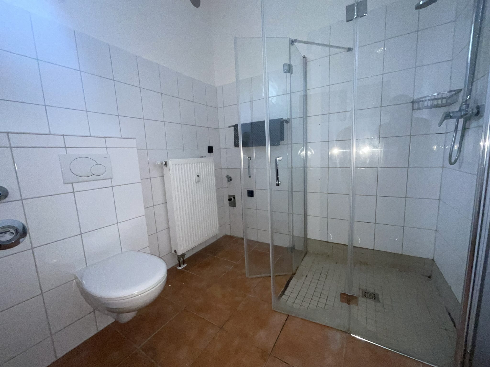 Immobilie in Bad Gandersheim - Dreifamilienhaus mit drei Garagen - Bild 2