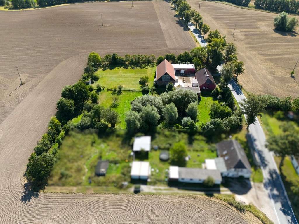 Immobilie in Wildberg - +++Alleinlage - Vierseitenhof mit 138 qm WFL und mit 2ha Land in der Seenplatte+++ - Bild 4