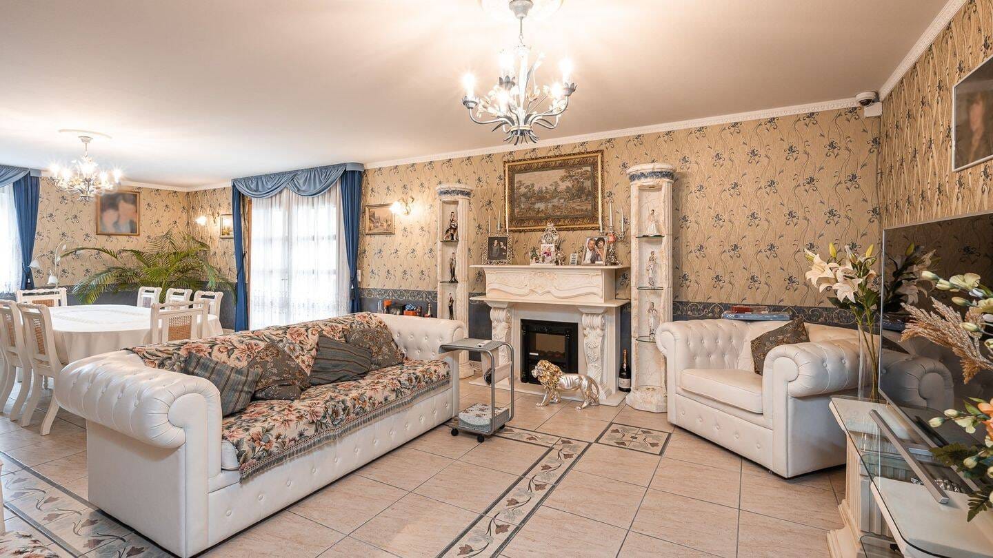 Immobilie in Bestensee - Ihr eigenes Anwesen - Mehrgenerationenhaus mit Einliegerwohnung & 3 neuen Bädern und reichlich Platz! - Bild 3