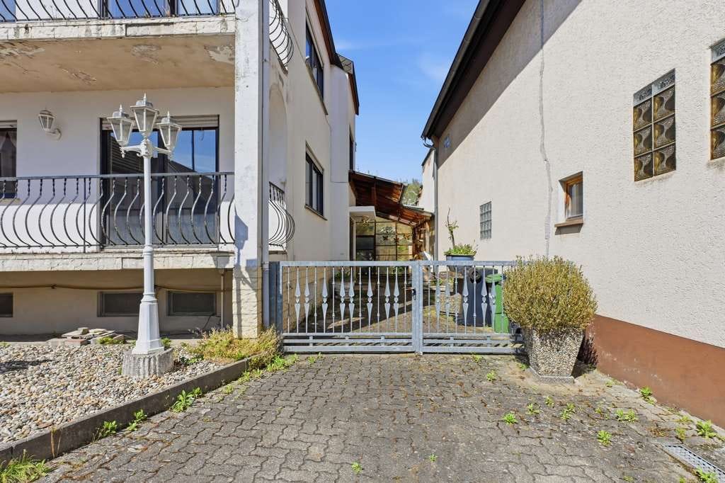 Immobilie in Billigheim-Ingenheim - Charmantes Einfamilienhaus mit Garage in ruhiger Lage von Ingenheim - Bild 2