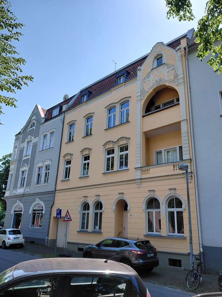 Immobilie in Mülheim an der Ruhr - ORTS***Mehrfamilienhaus im Dichterviertel - Bild 1