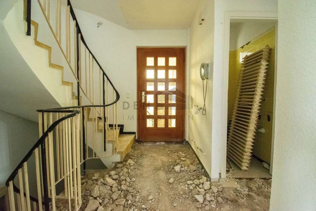 Immobilie in Stutensee - Kernsanierungsobjekt mit Baugenehmigung – sofort umsetzbares Sanierungskonzept, Effizienzhaus-Niveau - Bild 2