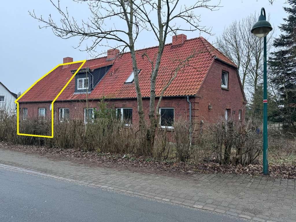 Immobilie in Süsel - Kleines Endreihenhaus mit guter Infrastruktur - Bild 1