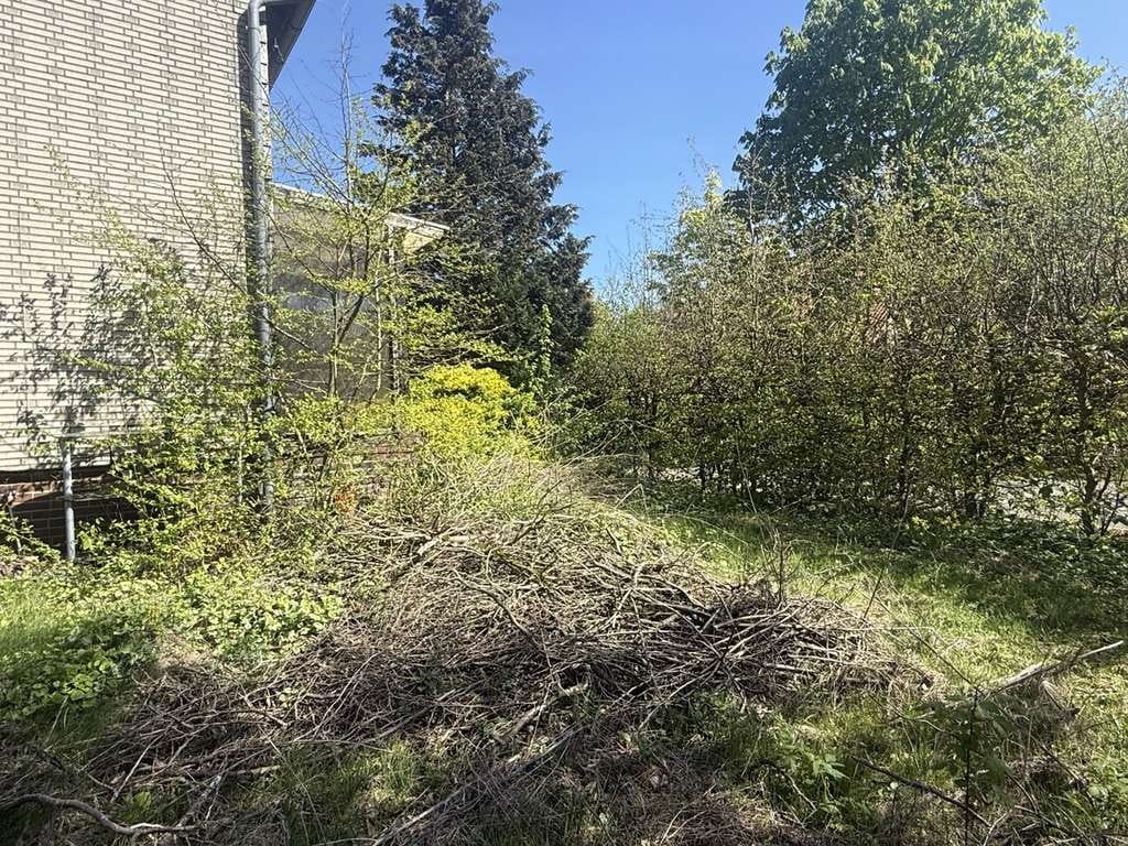 Immobilie in Hessisch Oldendorf - Ihre Chance: Dreifamilienhaus mit Garten, Balkon & zwei freien Wohnungen - Bild 4