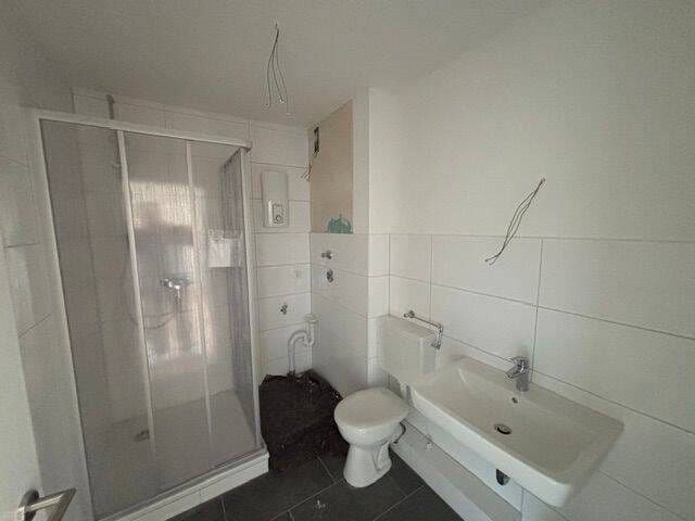 Immobilie in Neukirchen-Vluyn - Helle, renovierte 3-Zimmer Wohnung mit Balkon in Neukirchen-Vluyn - Bild 4