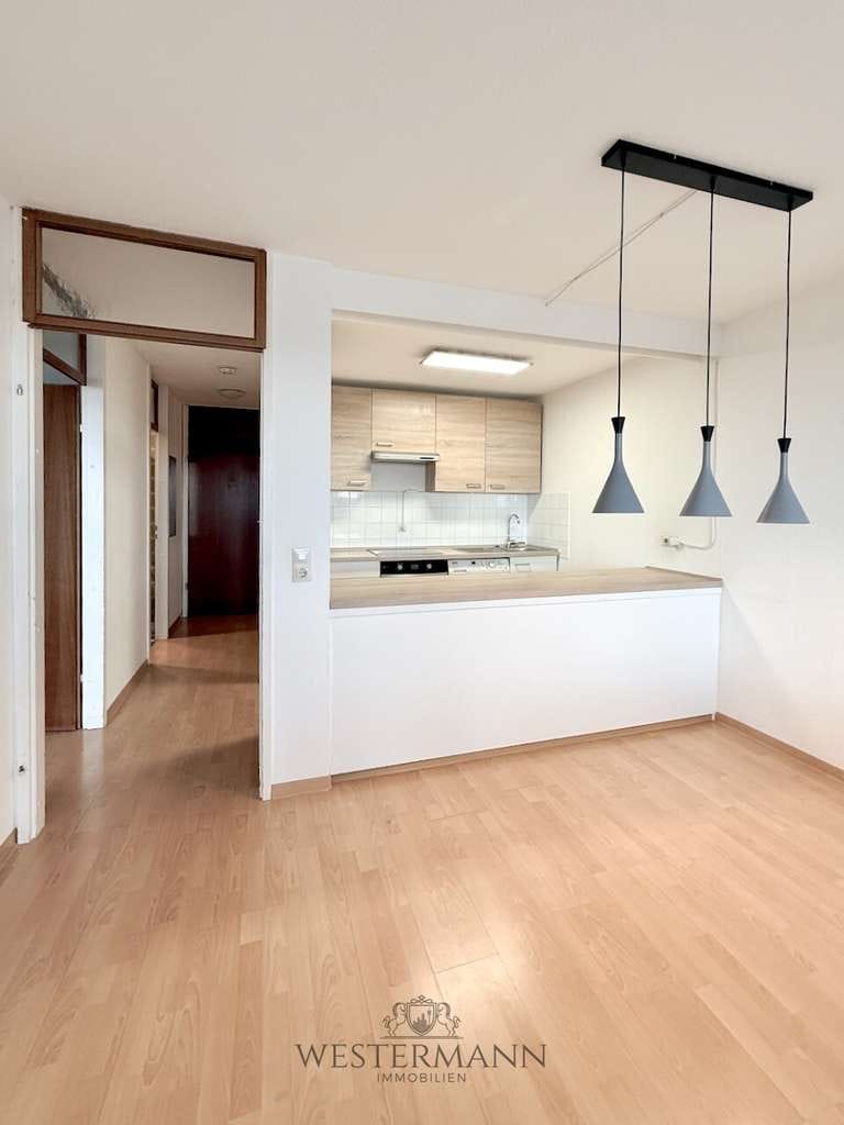 Immobilie in Sindelfingen - Helles 2-Zimmer-Apartment im 21.OG mit Panoramablick ! - Bild 4