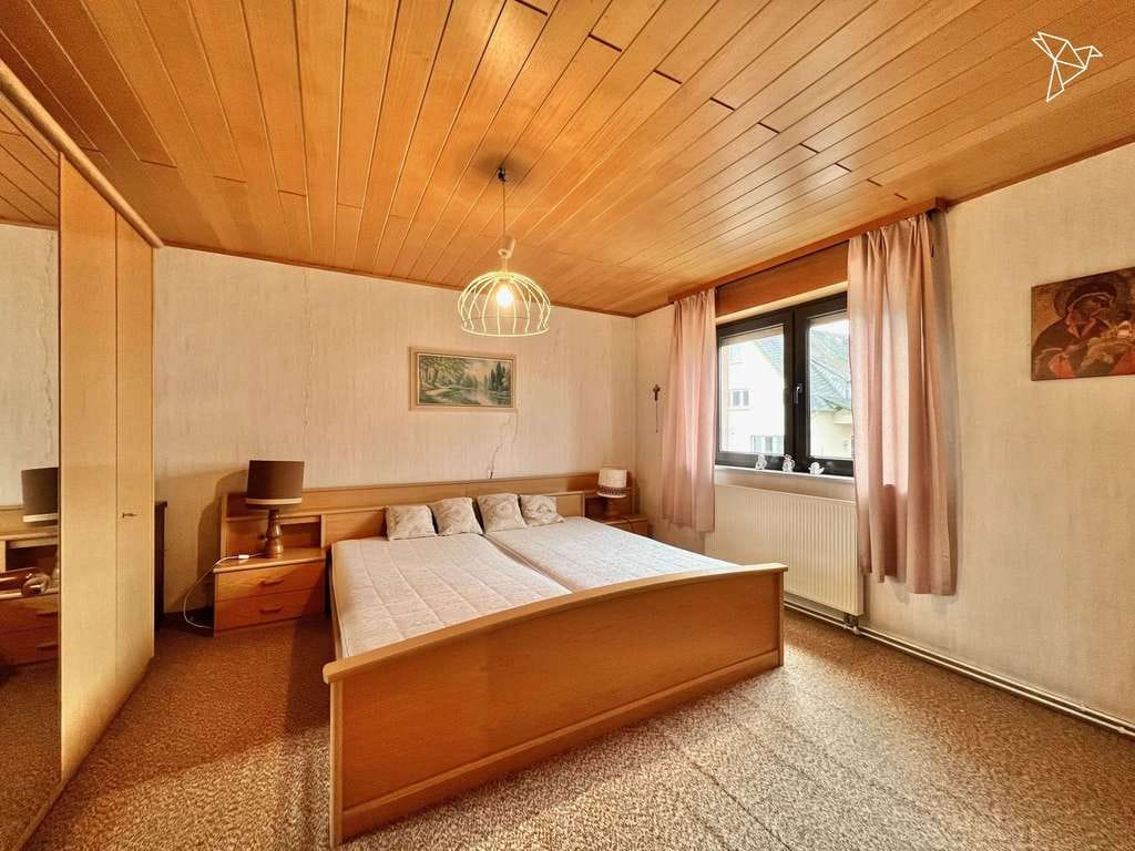 Immobilie in Hundsangen - IDYLLISCHE RUHEOASE 🏡 Großes Grundstück & gemütliches Wohngefühl in Hundsangen! - Bild 1