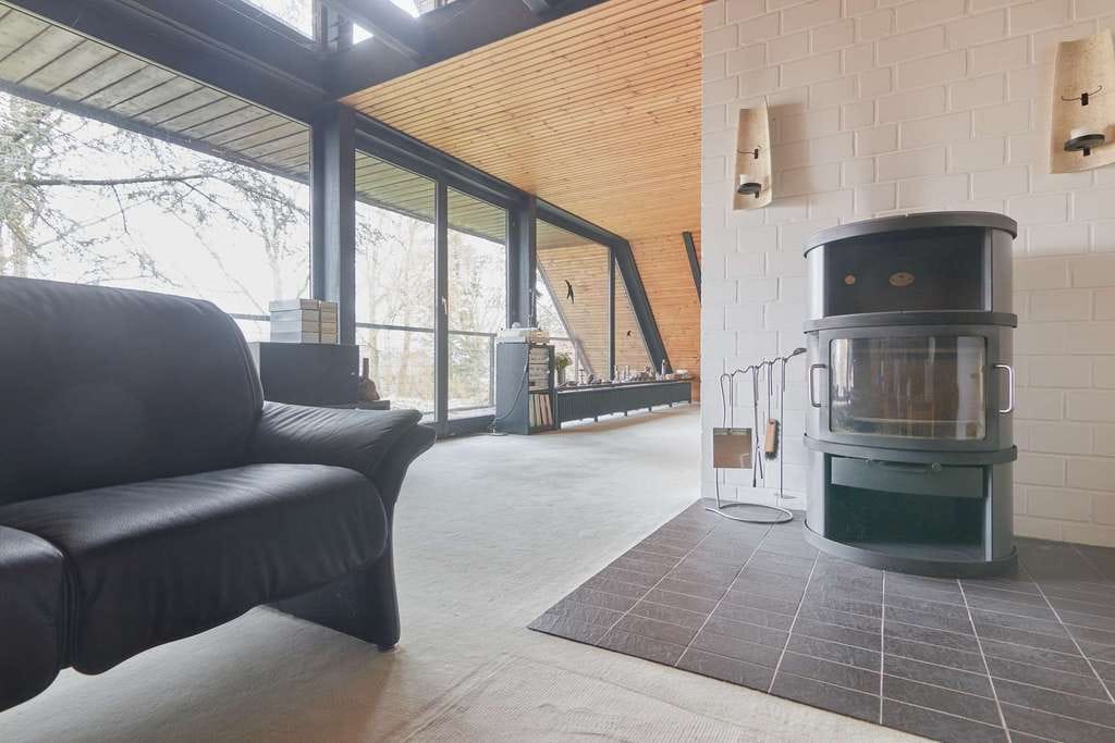 Immobilie in Achim - Großzügiges Architektenhaus in begehrter Lage nahe Weser mit 1.150 m² Grundstück & 270 m² Wohnfläche - Bild 2