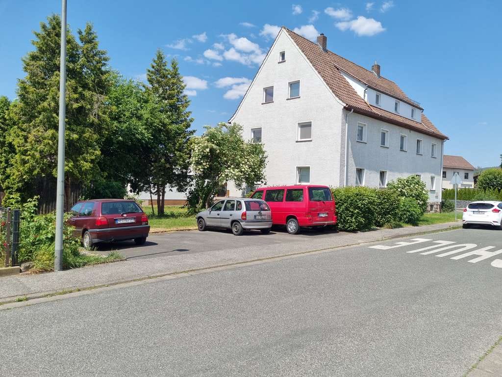 Immobilie in Neustadt bei Coburg - *Provisionsfrei* Neustadt bei Coburg,  Mehrfamilienhaus, 6 Wohnungen, davon 2 frei - Bild 1