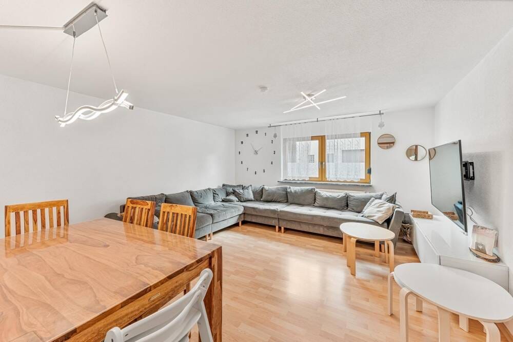 Immobilie in Bondorf - Geräumige 3- bis 4-Zimmer-Wohnung mit Stellplatz - direkt in Bondorf - Bild 0