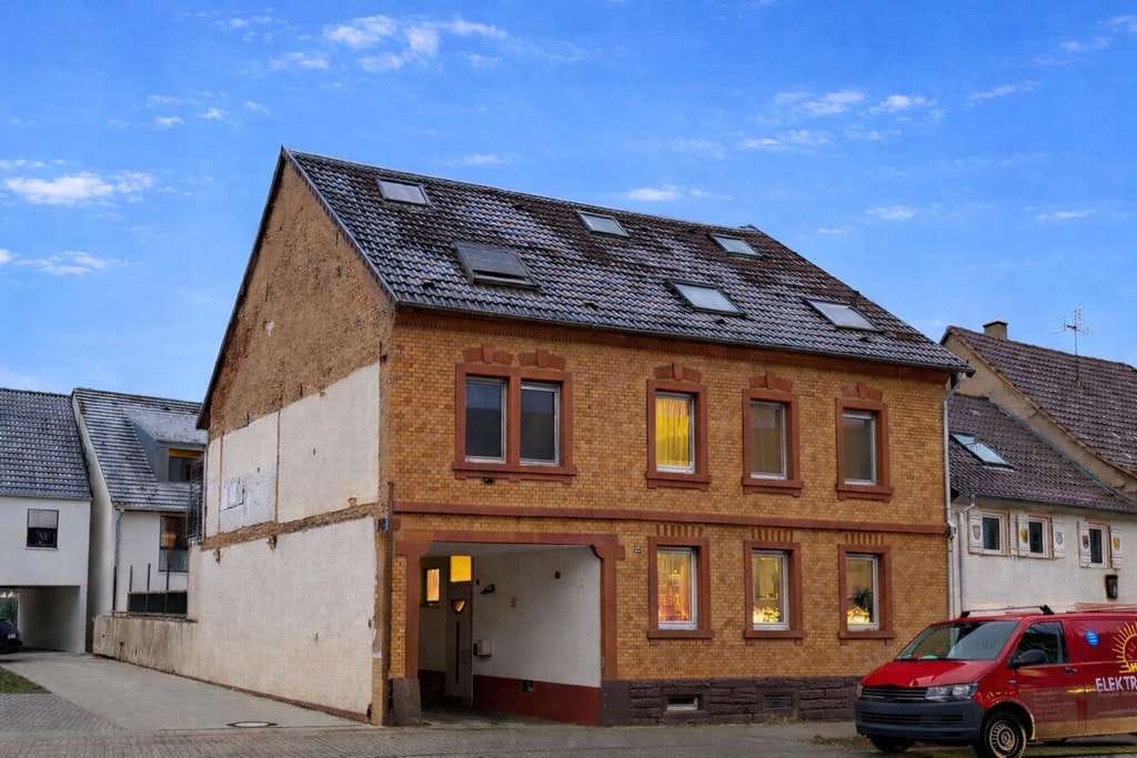 Immobilie in Weingarten - Vollvermietetes Mehrfamilienhaus in Weingarten – Solide Kapitalanlage mit Wertsteigerungspotenzial - Bild 2