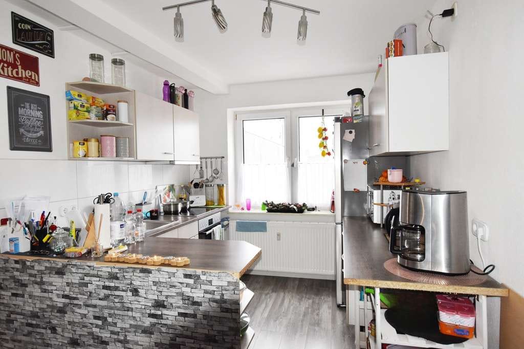 Immobilie in Gnoien - Mehrfamilienhaus mit 2 freien Wohnungen, zentrale Wohnlage und Ausbaupotenzial - Bild 3