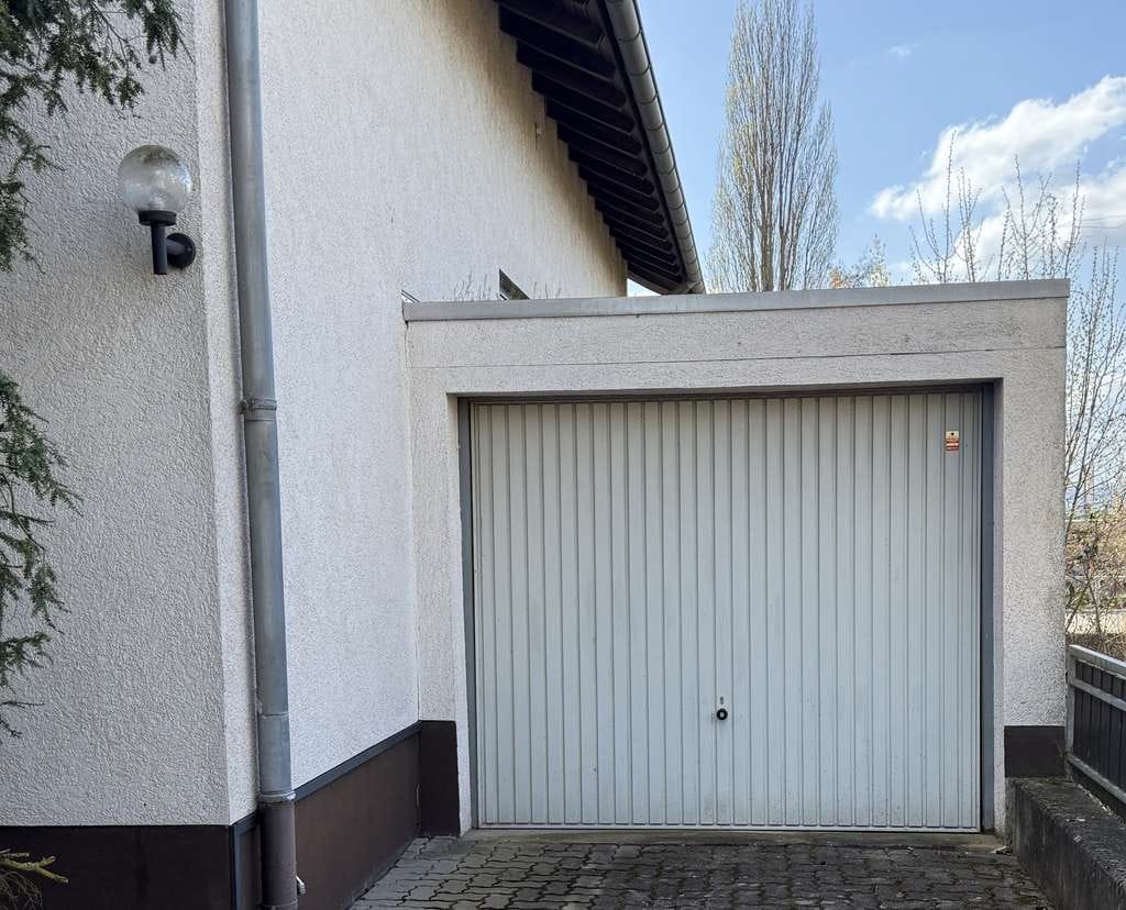 Immobilie in Böhl-Iggelheim - Vielseitiges Zweifamilienhaus mit großen Platzangebot (Potential Mehrgenerationenhaus) - Bild 2