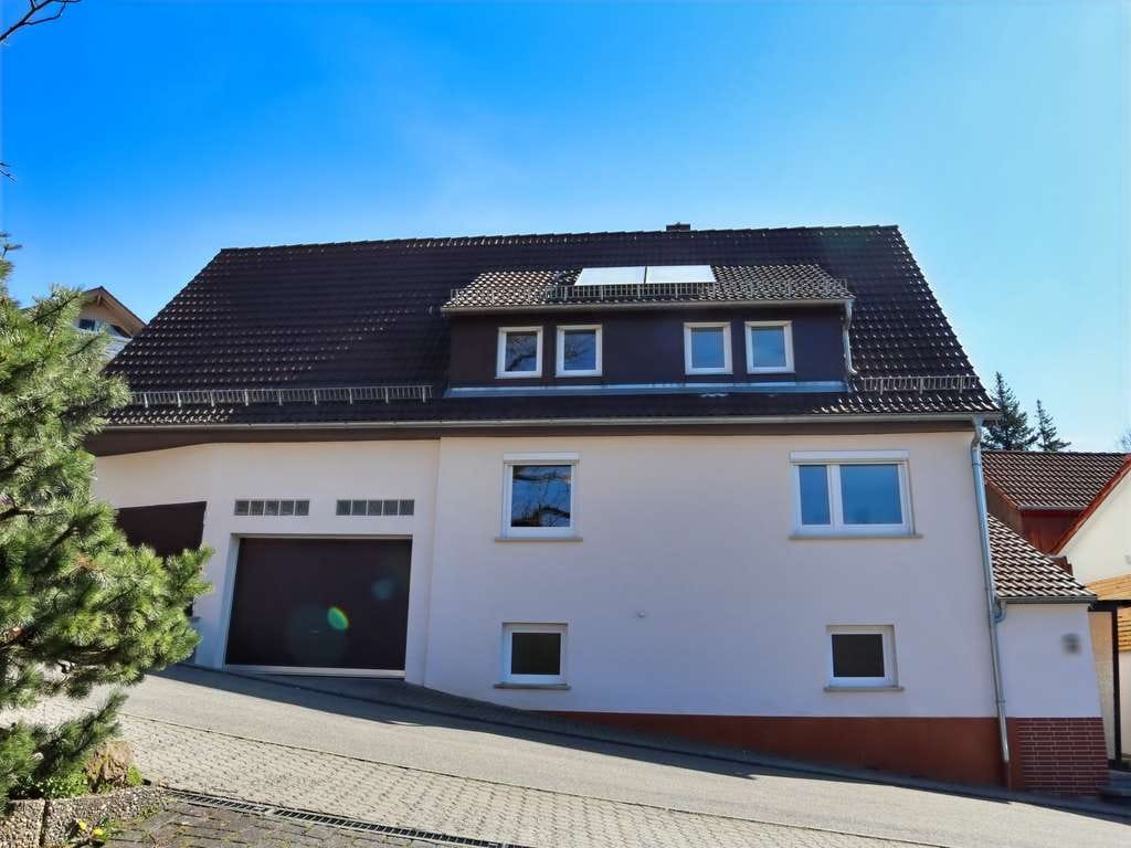 Immobilie in Rohrdorf - Charmantes Einfamilienhaus mit Scheune in Rohrdorf sucht neuen Eigentümer. - Bild 3