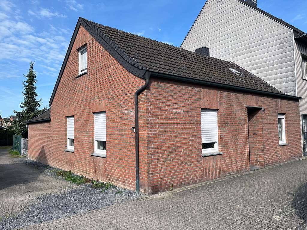 Immobilie in Issum - Handwerker gesucht! - Bild 1