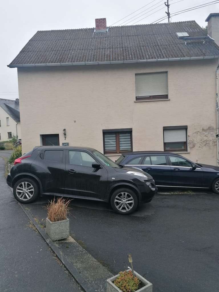 Immobilie in Steinefrenz - Einfamilienhaus mit großer Scheune und großem Grundstück - Bild 2