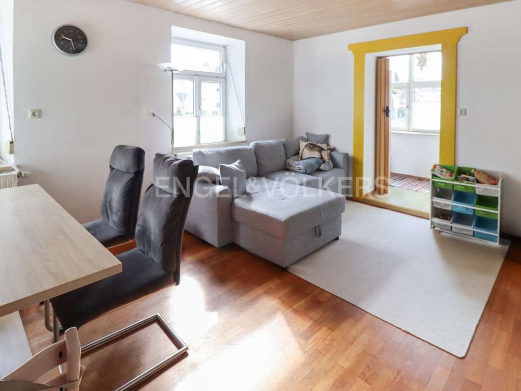 Immobilie in Marktoberdorf - Zentrales Mehrfamilienhaus - gepflegt, voll vermietet und familienfreundlich - Bild 1