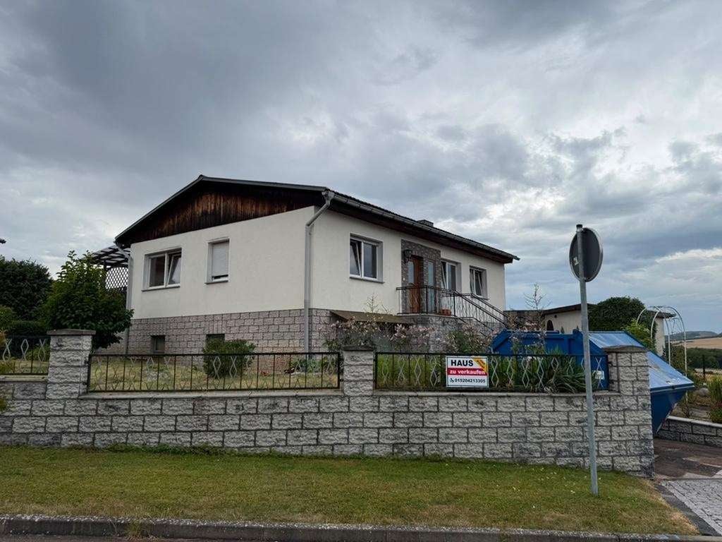 Immobilie in Niedergebra - Einfamilienhaus mi Garten - Bild 2