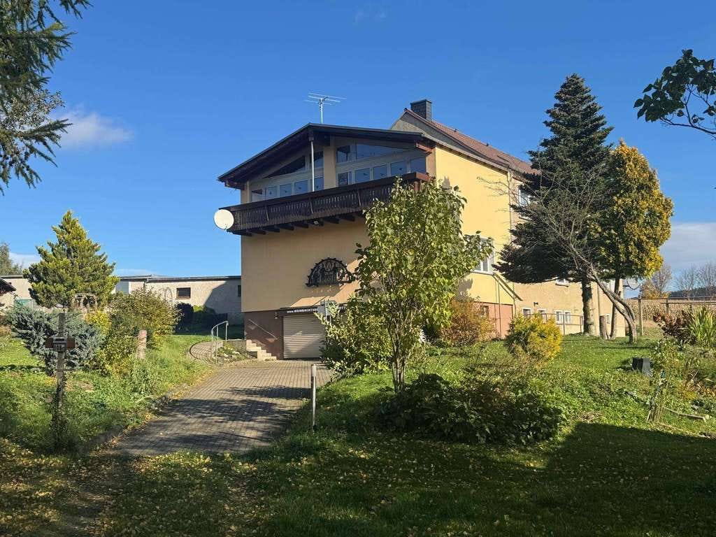 Immobilie in Crottendorf - So viel Platz im neuen Zuhause! ETW mit Garten und Garagen! - Bild 4