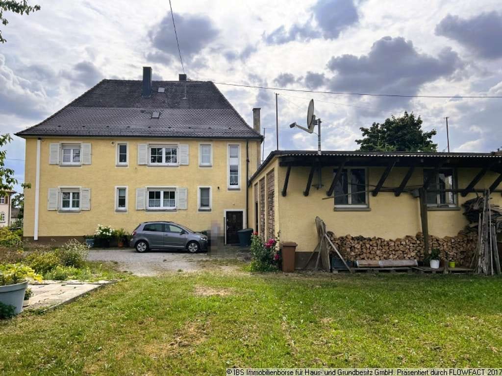 Immobilie in Gerabronn - STIL - CHARME - PLATZ: Stattliches, gepfelgtes 2-Familienhaus mit 3 Garagen und großem Grundstück - Bild 4