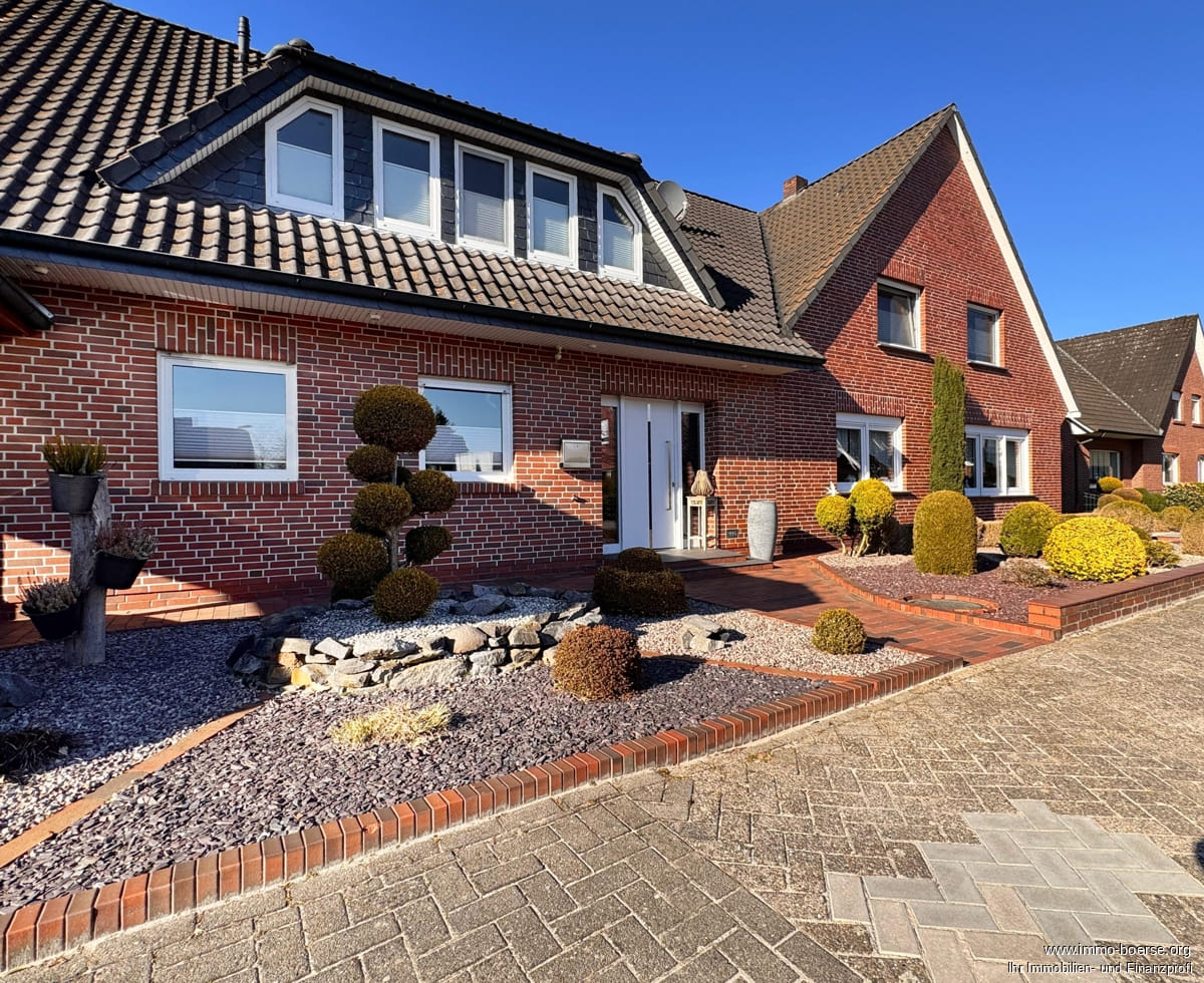 Immobilie in Bösel - Petersdorf: Grün, groß, geborgen – Familienleben auf über 370 m²!! - Bild 1