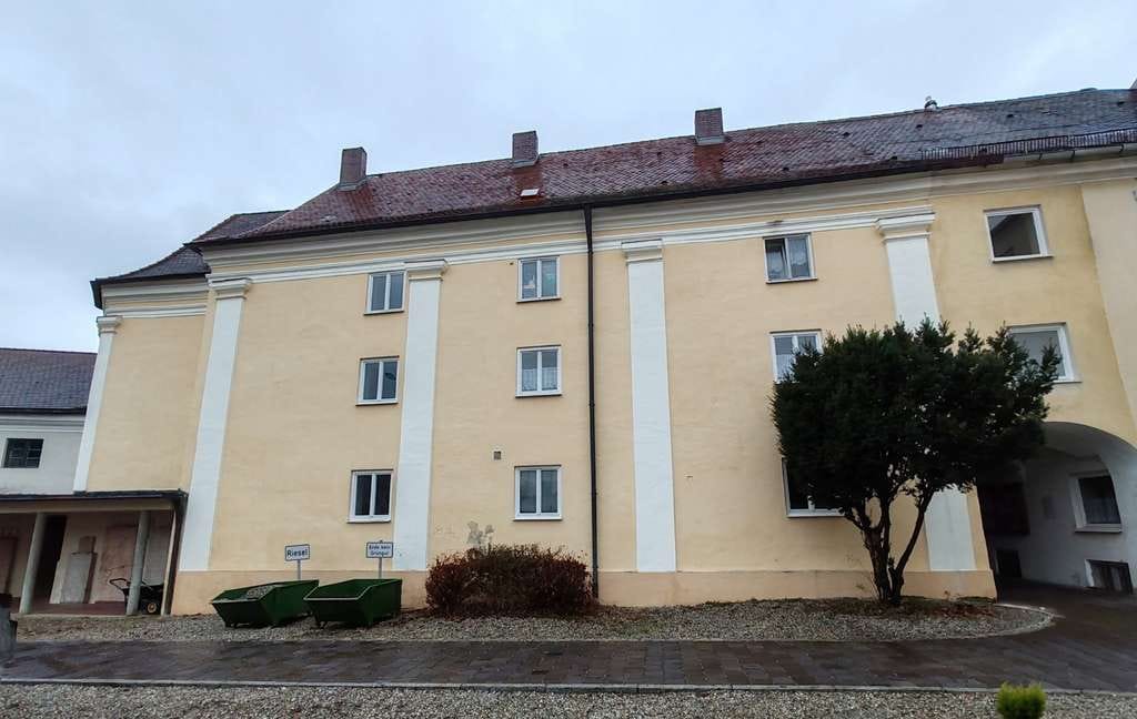 Immobilie in Gars am Inn - Vermietetes Wohnhaus im Klosterensemble in Gars am Inn - Bild 1