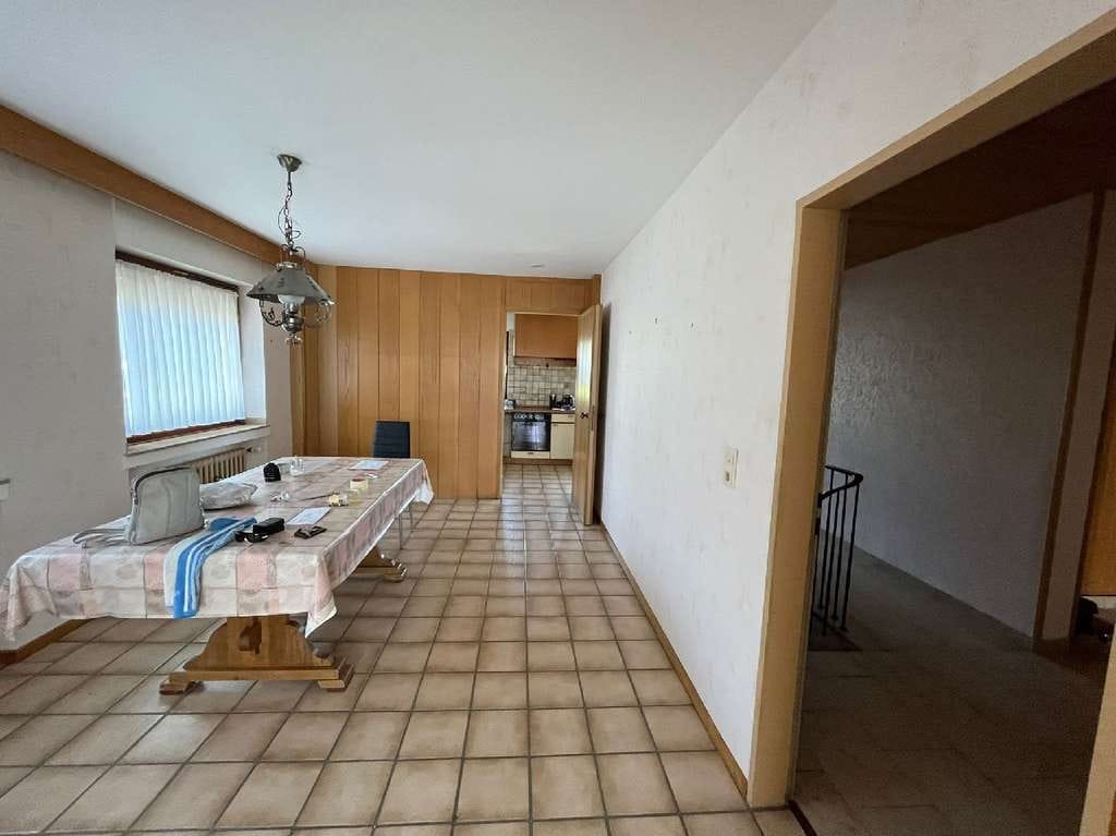 Immobilie in Langerwehe - **Mehrgenerationenhaus mit großzügiger Aufteilung und Sonnengarten mit unverbautem Blick** - Bild 3