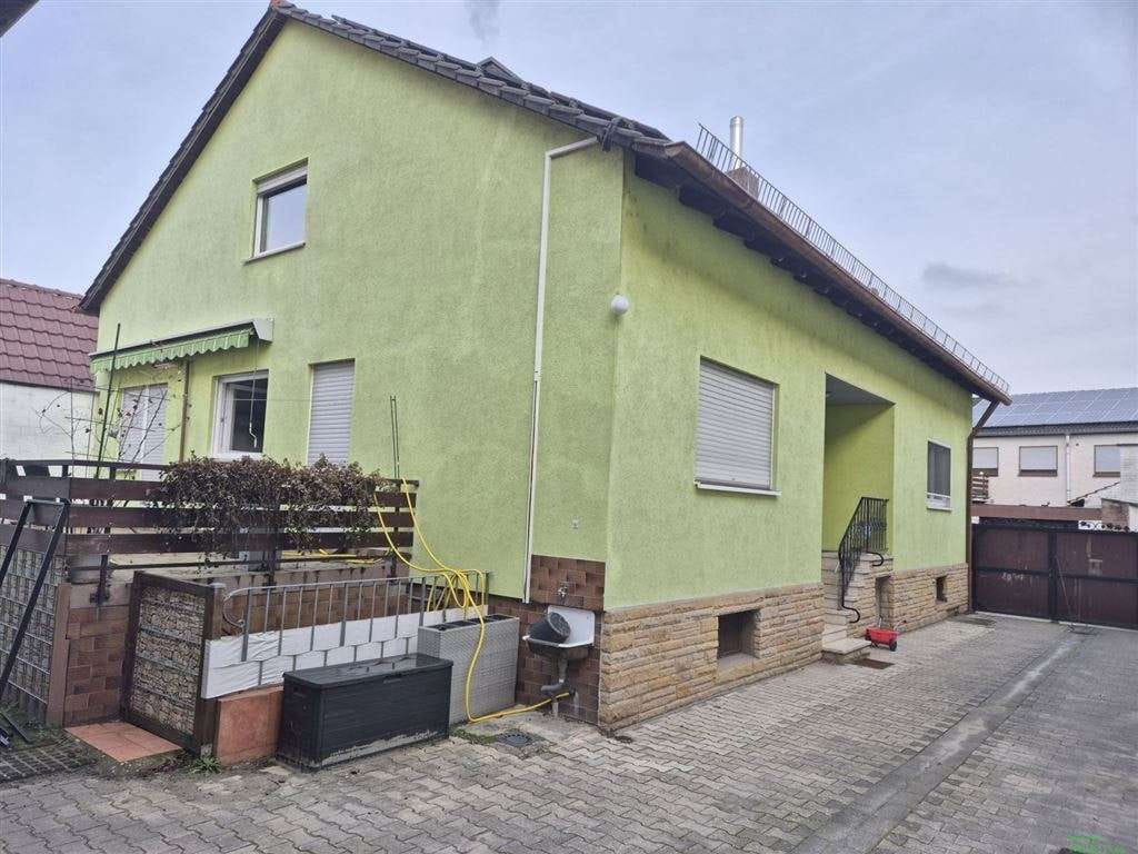 Immobilie in Gerolsheim - Großzügiges Wohnhaus mit Scheune, Zentral Gerolsheim - Bild 0