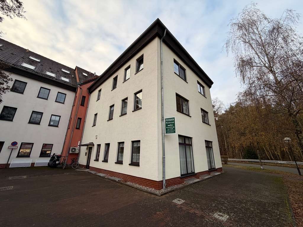 Immobilie in Wandlitz - Vermietete ETW mit Balkon in zentraler Lage von Basdorf - Bild 1
