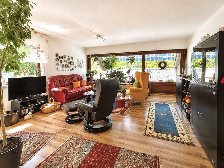 Immobilie in Bad Breisig - Eigentumswohnug mit Hauscharakter - sonnige Loggia, Weitblick und naturnahes Wohnen - Bild 1