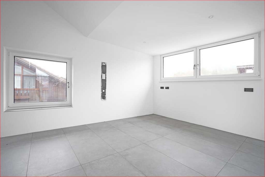Immobilie in Nesselwang - WHG 6
Exklusive Penthouse-Wohnung! TOP Ausstattung! Top Energiewert KFW40EE - Bild 4