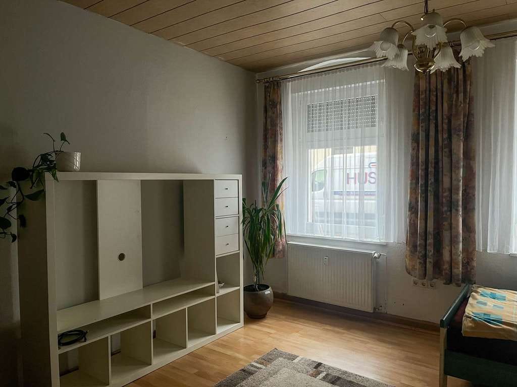 Immobilie in Netzschkau - Mehrfamilienhaus mit zwei bezugsfreien Wohnungen - Bild 0