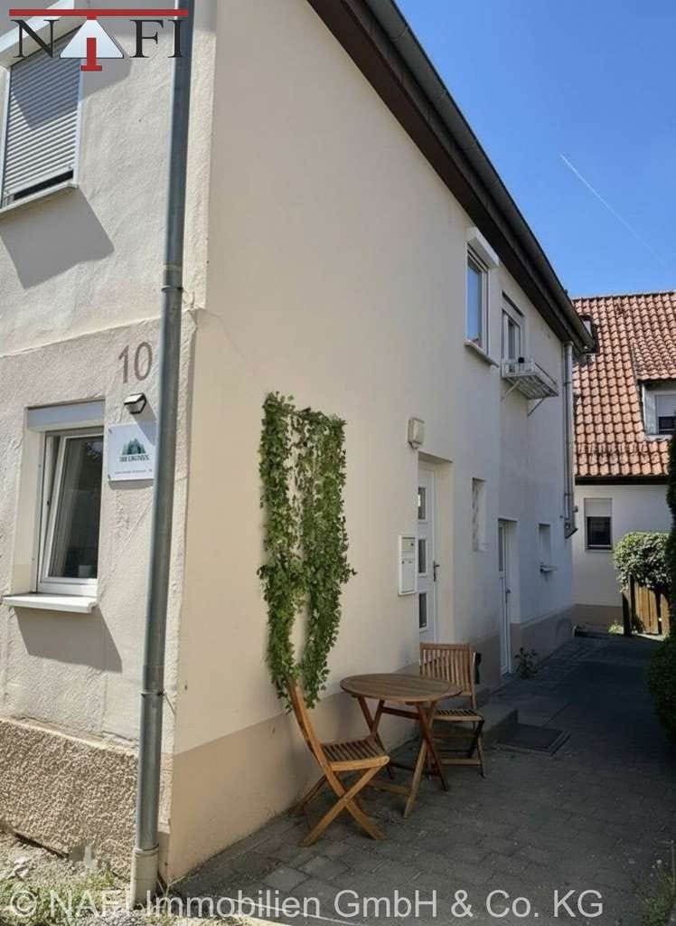 Immobilie in Beuren - **Stilvoll renoviertes Stadthaus mit individuellem Charakter und hervorragender Wertanlage** - Bild 1