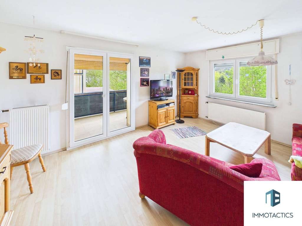 Immobilie in Dörrebach - Freistehendes Einfamilienhaus mit tollem Ausblick, großem Garten, Carport und Garage - Bild 3