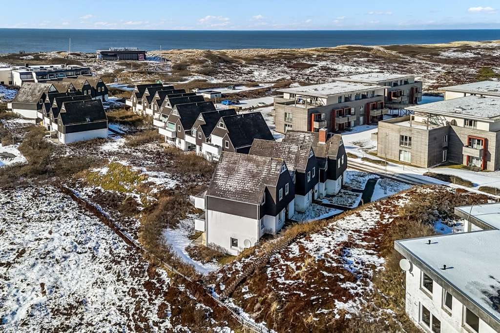 Immobilie in Hörnum (Sylt) - Helle Erdgeschosswohnung direkt am Strand mit Balkon - Bild 0