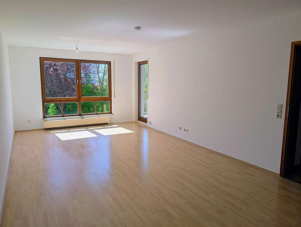 Immobilie in Pleidelsheim - Provisionsfrei: Sofort bezugsfrei! Helle 3,5-Zi-ETW (78 m²) mit Balkon + TG-Einzelstellplatz (1. OG) - Bild 0