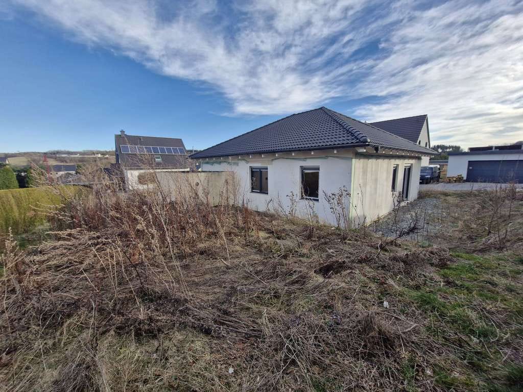 Immobilie in Ehrenfriedersdorf - Neubau-Bungalow mit großem Potenzial in Ehrenfriedersdorf! - Bild 3