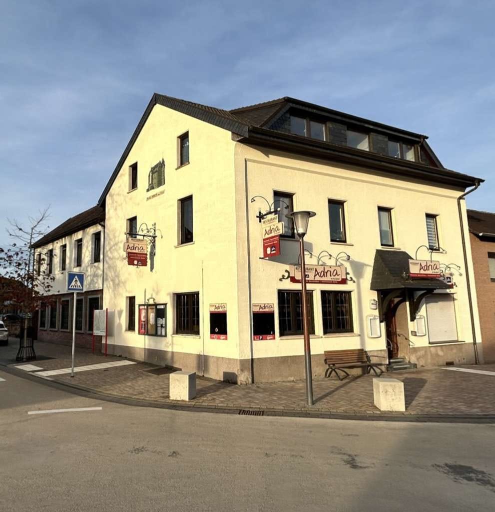Immobilie in Nörvenich - Gaststätte und Wohnungen-vielseitige Immobilie mit Potenzial in zentraler Lage - Bild 0