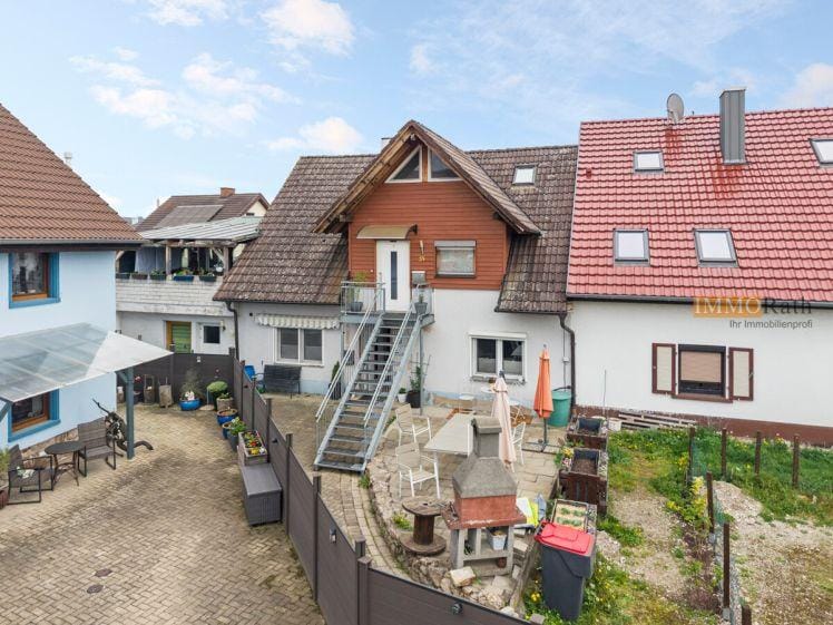 Immobilie in Hartheim am Rhein - IMMORath.de - Gepflegtes Zweifamilienhaus mit stabilen Erträgen - Bild 0